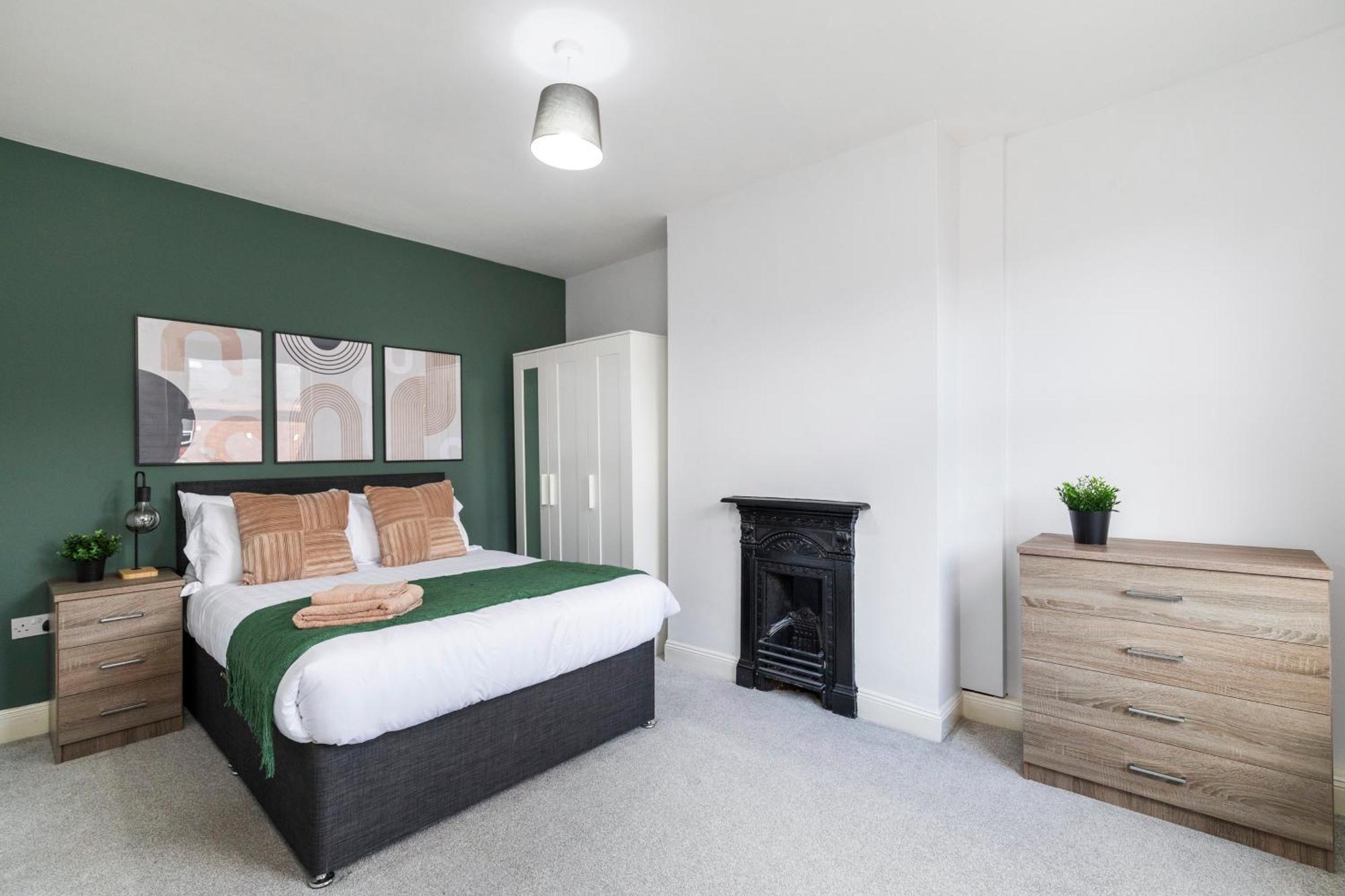 Spacious Two Bed House In Headingley Лийдс Екстериор снимка